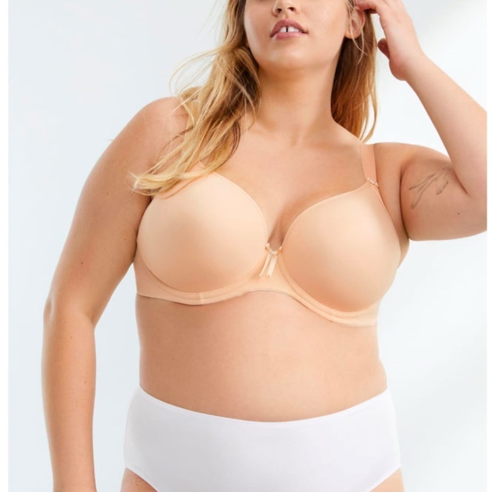 ELOMI SAND BANDED MOULDED BRA SAND New with tags